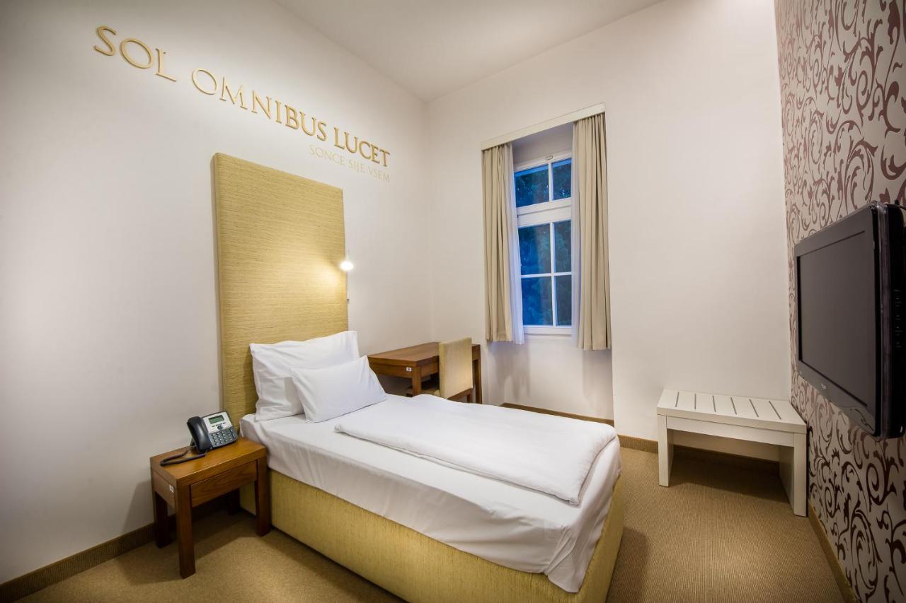 רימסקה טופליצה Rimske Terme Resort - Hotel Sofijin Dvor מראה חיצוני תמונה