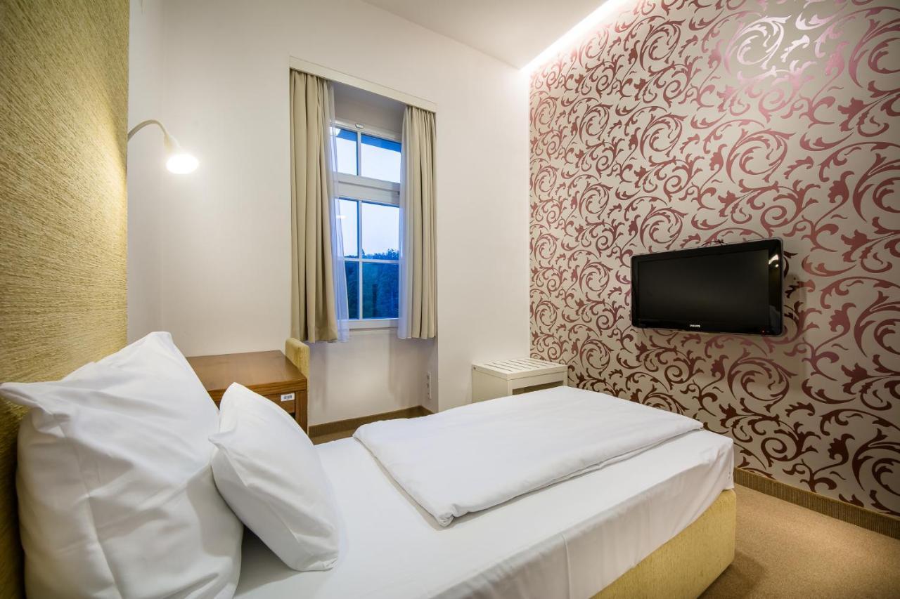 רימסקה טופליצה Rimske Terme Resort - Hotel Sofijin Dvor מראה חיצוני תמונה